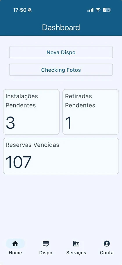 Tela inicial do app AJORS.OOH com atalhos para nova disponibilidade e checking de fotos, e contadores de instalações pendentes, retiradas pendentes e reservas vencidas